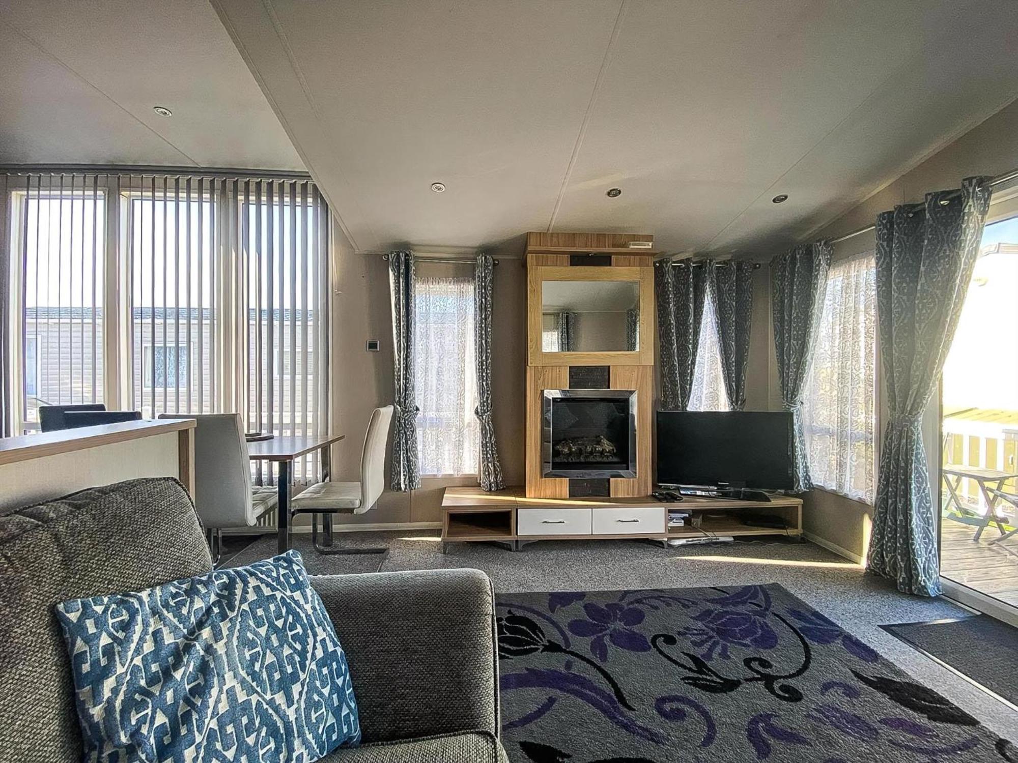 Luxury Caravan At Seaview Holiday Park In Kent Ref 47034Pb Whitstable Extérieur photo