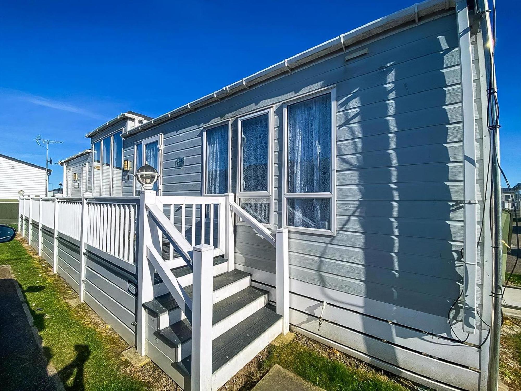 Luxury Caravan At Seaview Holiday Park In Kent Ref 47034Pb Whitstable Extérieur photo
